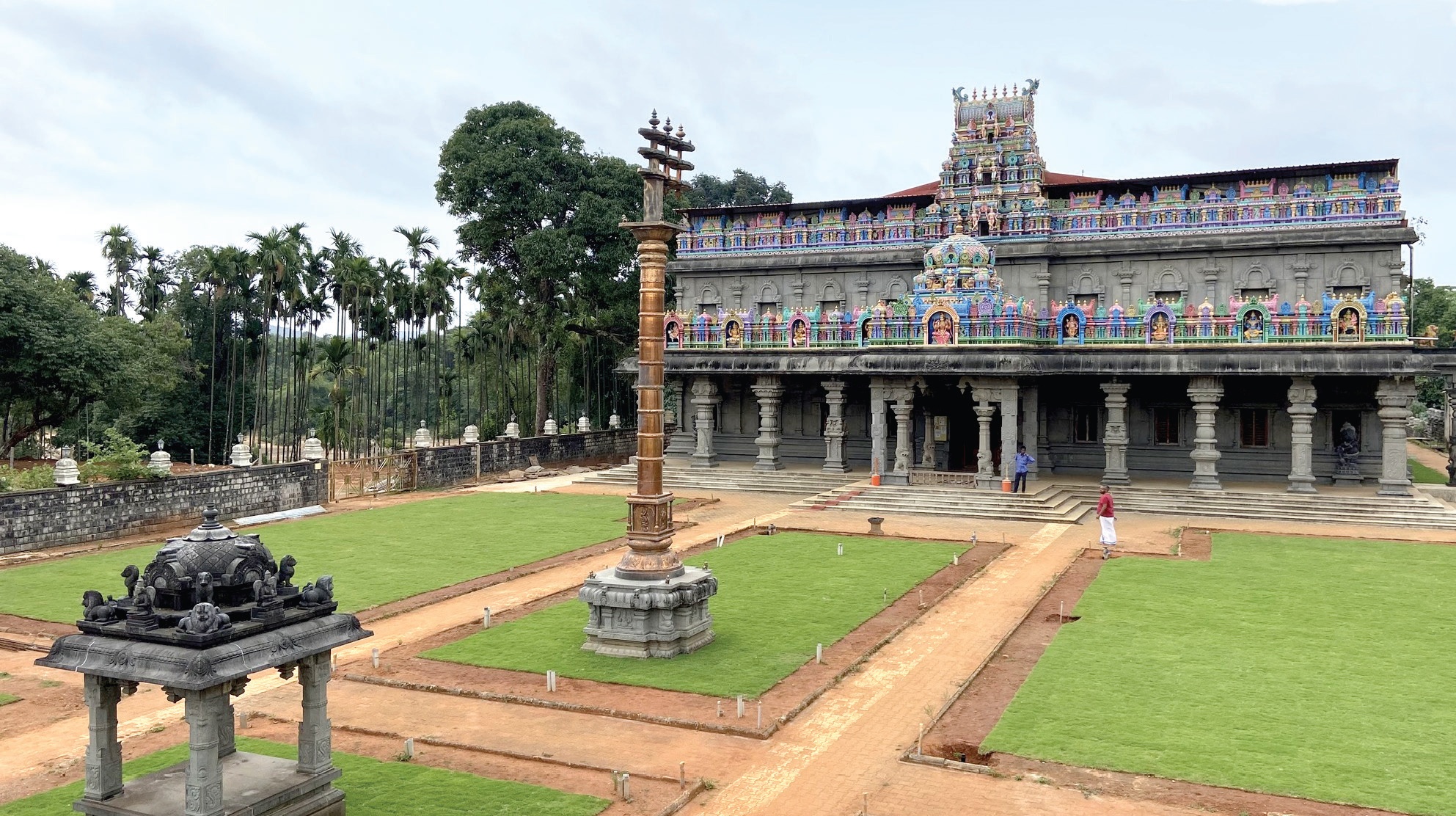 ಕ್ಷೇತ್ರ ದರ್ಶನ